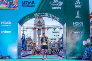 BIB: 430
                            <button type="button" onclick="openModal(21794667)" class="btn btn-primary btn-sm float-right btn-popup" data-toggle="modal" data-target=".modal-high-quality">
                        <i class="fas fa-shopping-cart"></i> Add to Cart
                    </button>
                                            <button type="button" onclick="isThisMe(21794667, true)" class="btn btn-success btn-sm float-right btn-popup btn-isme hidden" data-toggle="tooltip" data-placement="bottom" title="นี่คือรูปของคุณใช่ไหม คลิกที่นี่เพื่อเอาเข้าอัลบั้ม">
                        <i class="fas fa-plus"></i> Add to album
                    </button>
                    <button type="button" onclick="isThisMe(21794667, false)" class="btn btn-warning btn-sm float-right btn-popup btn-isnotme hidden">
                        <i class="fas fa-ban"></i> Remove from album
                    </button>